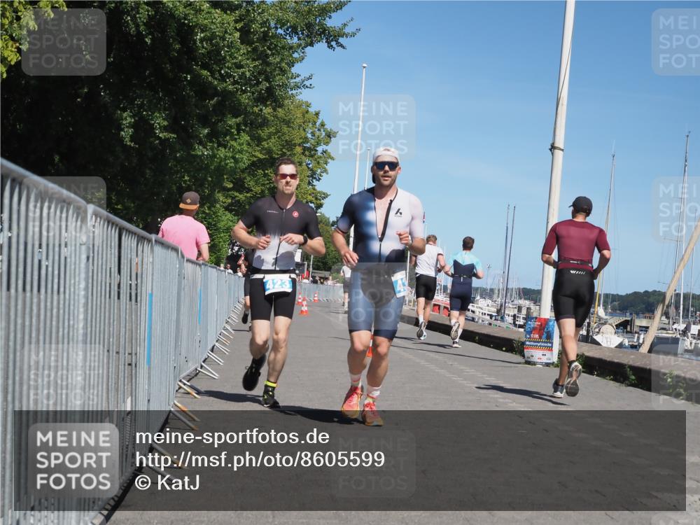 17.08.2025 - KN Förde Triathlon 2025 KatJ http://msf.ph/oto/8605599 17.08.2025 13:48:55 Laufen 423, 437, 531 meine-sportfotos.de