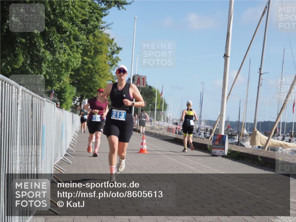 17.08.2025 - KN Förde Triathlon 2025 KatJ http://msf.ph/oto/8605613 17.08.2025 10:30:06 Laufen 155, 201, 213, 220 meine-sportfotos.de