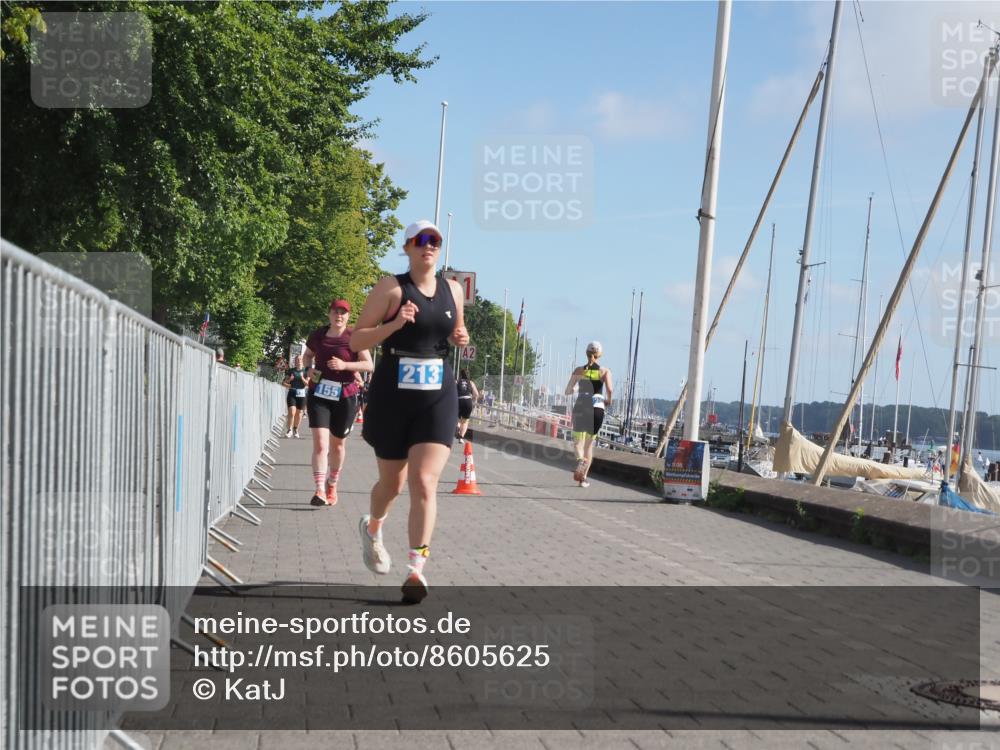 17.08.2025 - KN Förde Triathlon 2025 KatJ http://msf.ph/oto/8605625 17.08.2025 10:30:06 Laufen 155, 201, 213, 220 meine-sportfotos.de