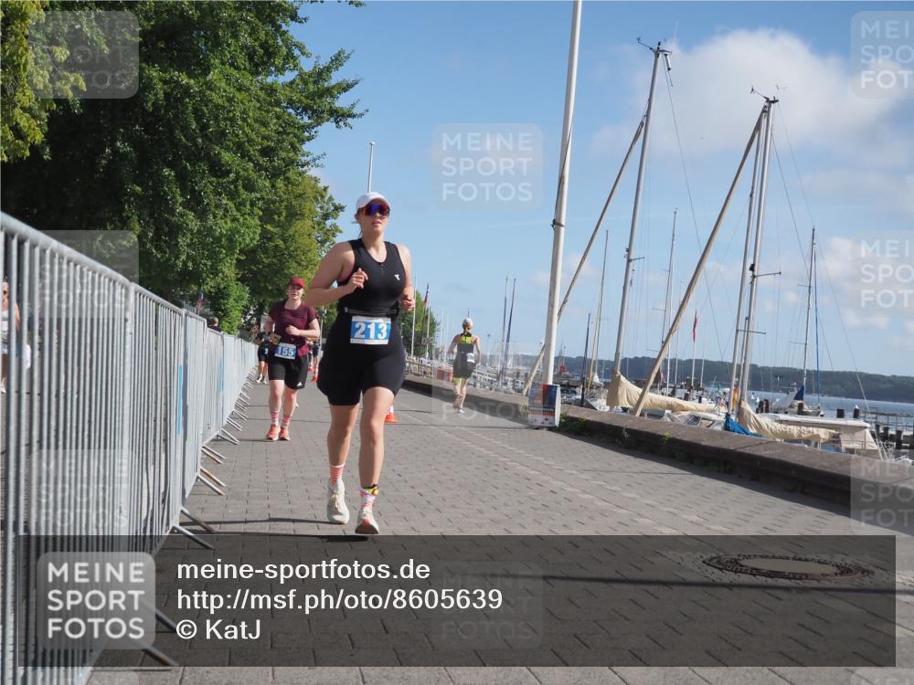 17.08.2025 - KN Förde Triathlon 2025 KatJ http://msf.ph/oto/8605639 17.08.2025 10:30:07 Laufen 155, 213, 220 meine-sportfotos.de