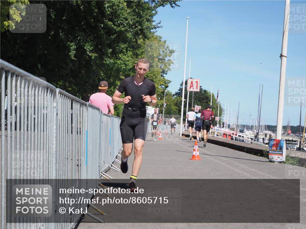 17.08.2025 - KN Förde Triathlon 2025 KatJ http://msf.ph/oto/8605715 17.08.2025 13:49:01 Laufen 423, 531 meine-sportfotos.de