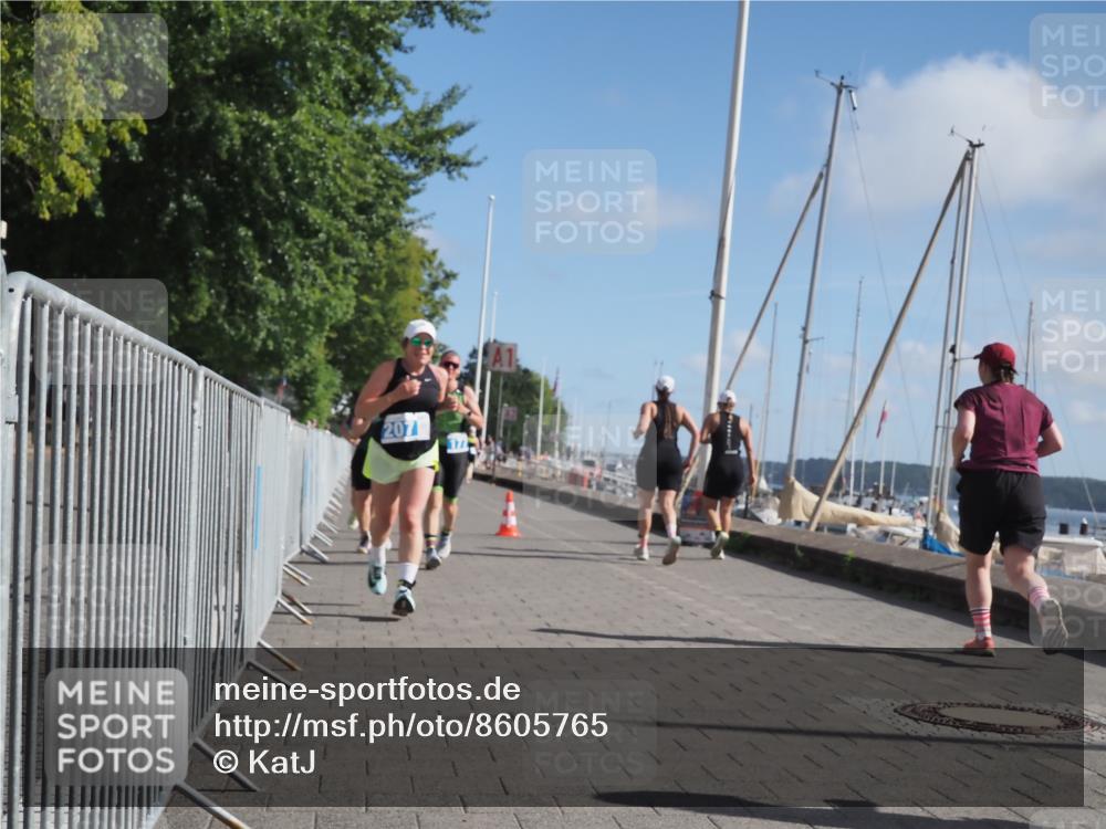 17.08.2025 - KN Förde Triathlon 2025 KatJ http://msf.ph/oto/8605765 17.08.2025 10:30:16 Laufen 175, 177, 207, 212, 220 meine-sportfotos.de
