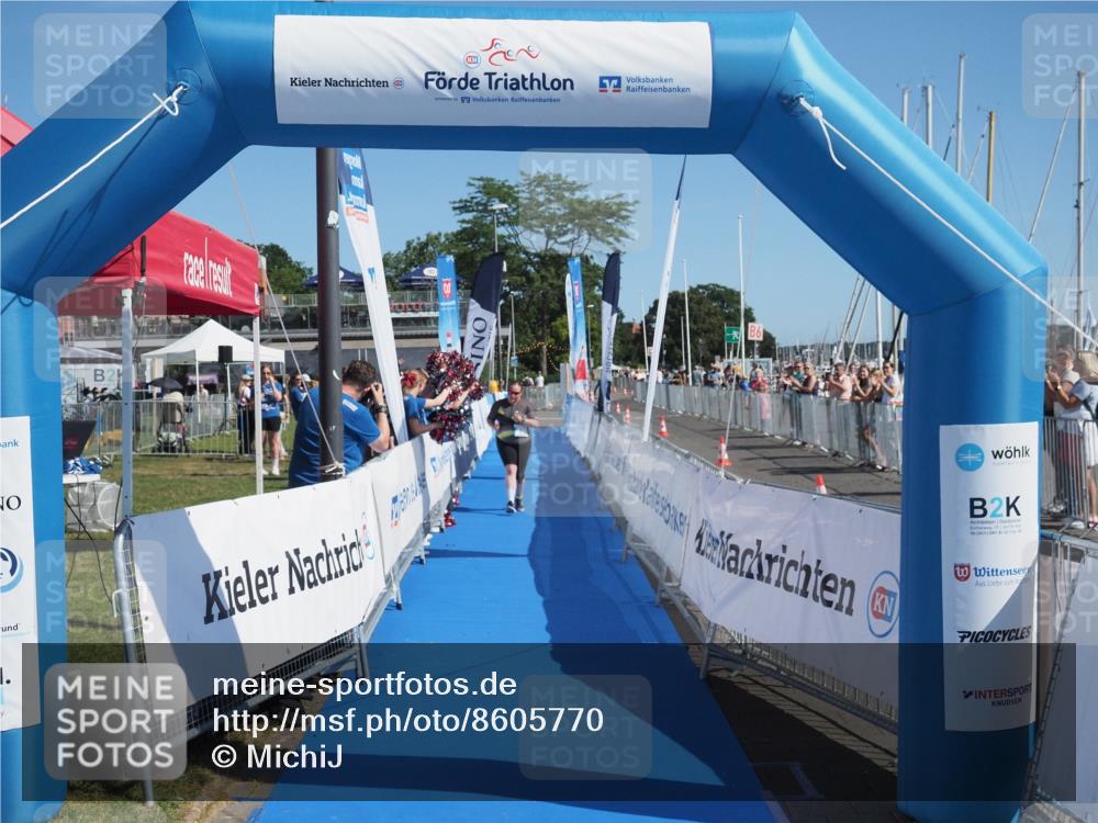 17.08.2025 - KN Förde Triathlon 2025 MichiJ http://msf.ph/oto/8605770 17.08.2025 11:30:36 Laufen  meine-sportfotos.de