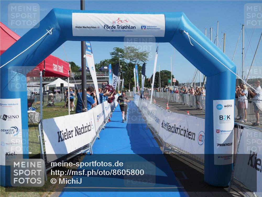 17.08.2025 - KN Förde Triathlon 2025 MichiJ http://msf.ph/oto/8605800 17.08.2025 11:30:37 Laufen 238 meine-sportfotos.de