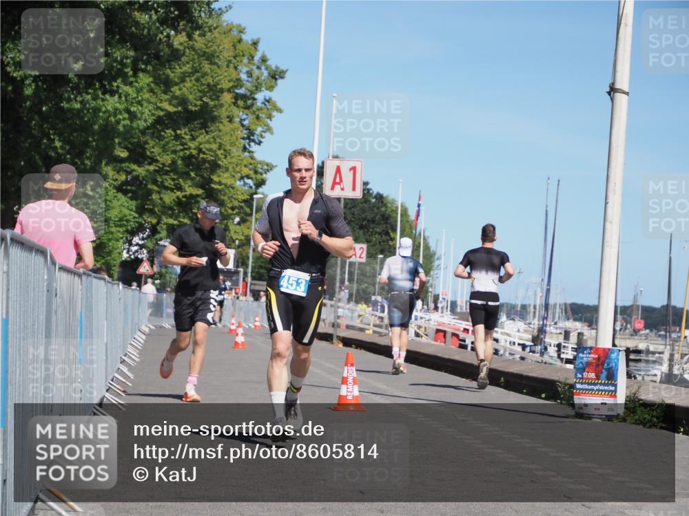 17.08.2025 - KN Förde Triathlon 2025 KatJ http://msf.ph/oto/8605814 17.08.2025 13:49:08 Laufen 453, 508 meine-sportfotos.de