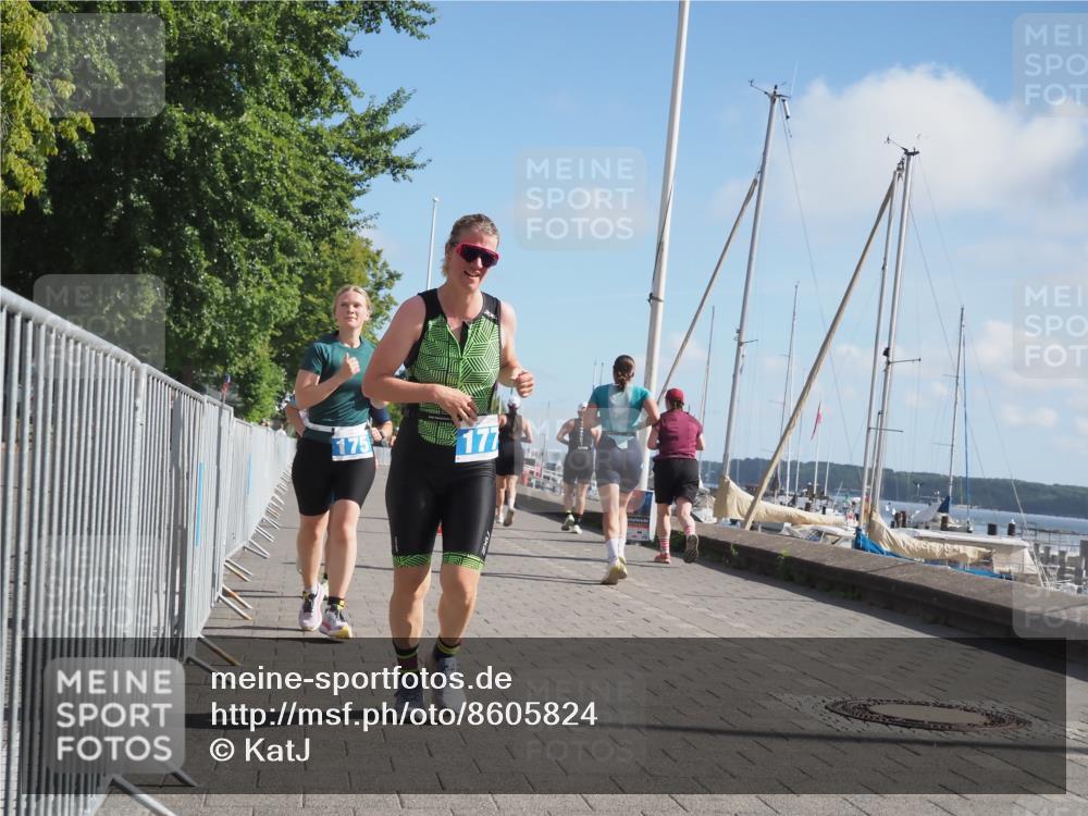 17.08.2025 - KN Förde Triathlon 2025 KatJ http://msf.ph/oto/8605824 17.08.2025 10:30:19 Laufen 175, 177, 207, 212 meine-sportfotos.de