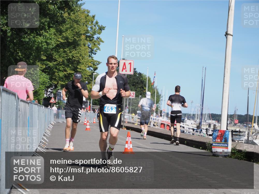 17.08.2025 - KN Förde Triathlon 2025 KatJ http://msf.ph/oto/8605827 17.08.2025 13:49:08 Laufen 453, 508 meine-sportfotos.de