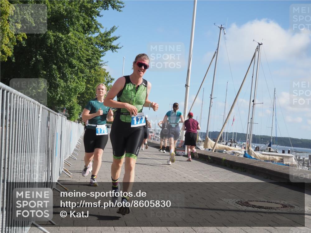 17.08.2025 - KN Förde Triathlon 2025 KatJ http://msf.ph/oto/8605830 17.08.2025 10:30:20 Laufen 175, 177, 207, 212 meine-sportfotos.de