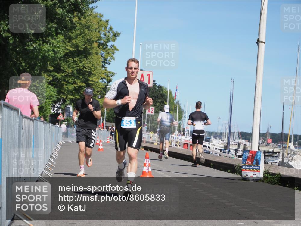 17.08.2025 - KN Förde Triathlon 2025 KatJ http://msf.ph/oto/8605833 17.08.2025 13:49:08 Laufen 453, 508 meine-sportfotos.de