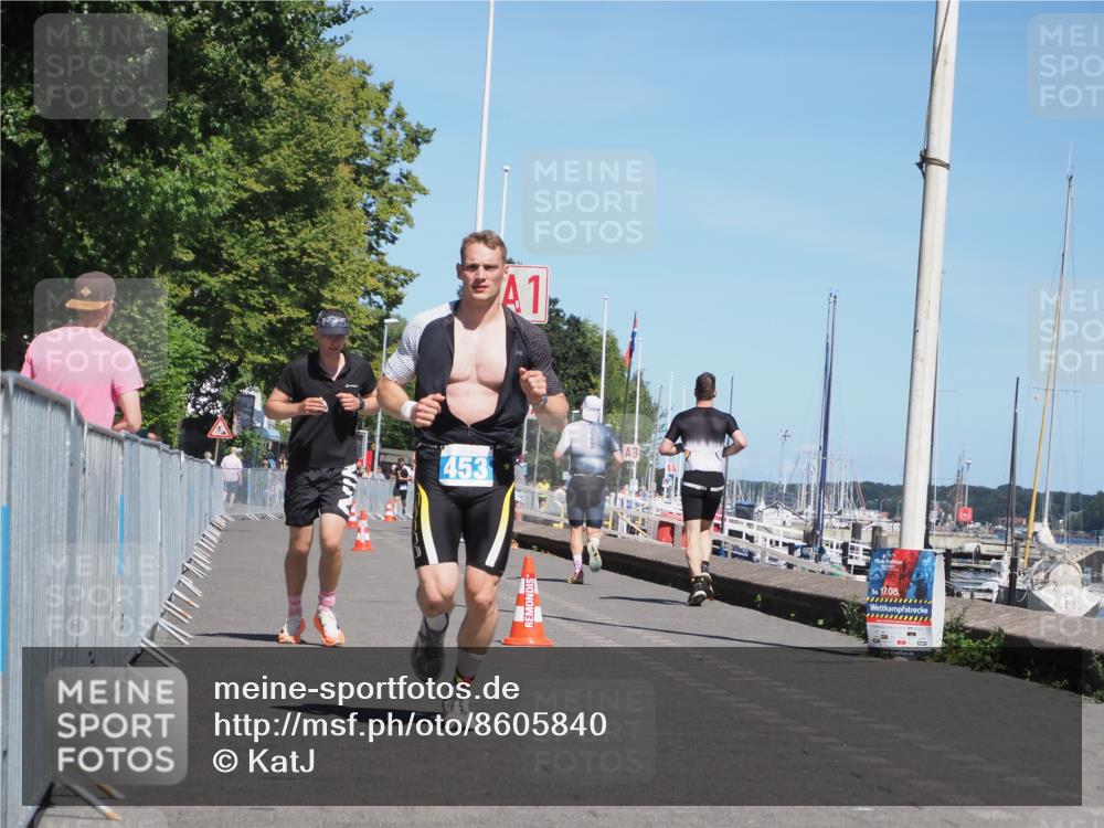 17.08.2025 - KN Förde Triathlon 2025 KatJ http://msf.ph/oto/8605840 17.08.2025 13:49:08 Laufen 453, 508 meine-sportfotos.de