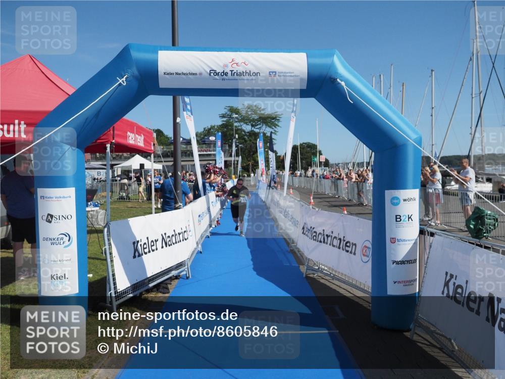 17.08.2025 - KN Förde Triathlon 2025 MichiJ http://msf.ph/oto/8605846 17.08.2025 11:30:38 Laufen 238 meine-sportfotos.de