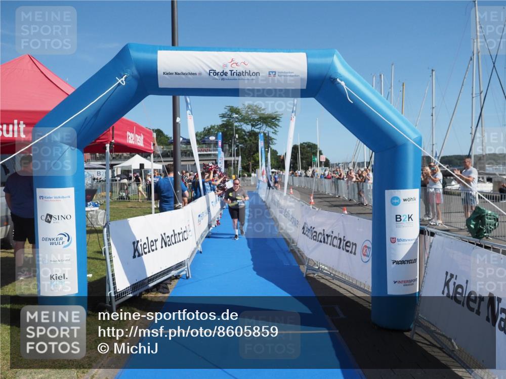17.08.2025 - KN Förde Triathlon 2025 MichiJ http://msf.ph/oto/8605859 17.08.2025 11:30:38 Laufen 238 meine-sportfotos.de