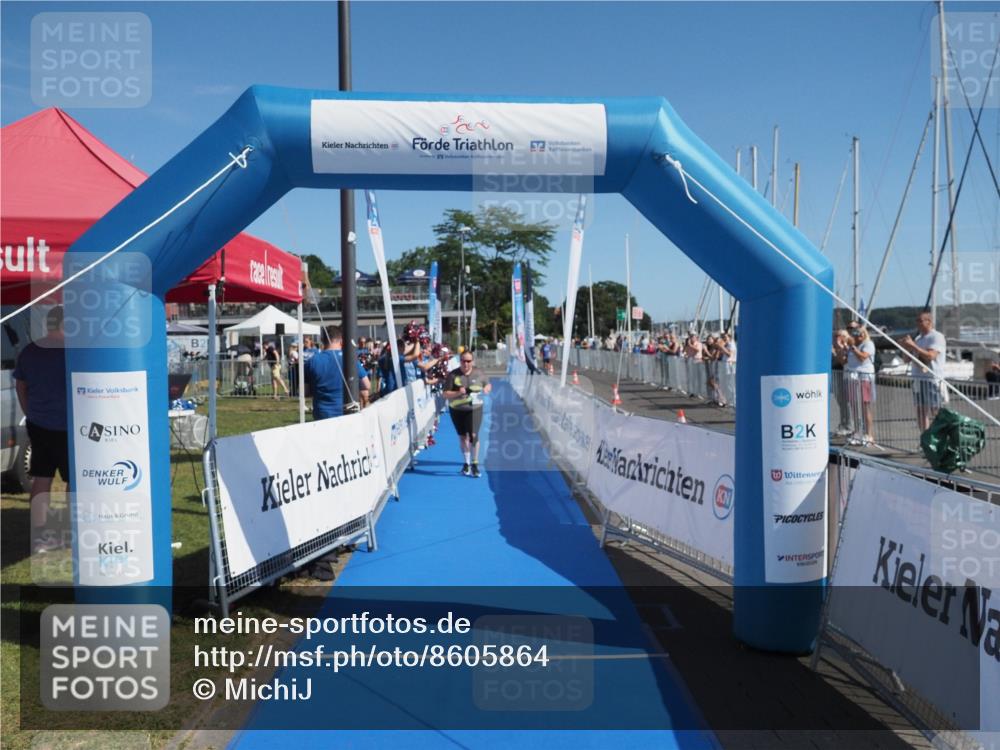 17.08.2025 - KN Förde Triathlon 2025 MichiJ http://msf.ph/oto/8605864 17.08.2025 11:30:38 Laufen 238 meine-sportfotos.de