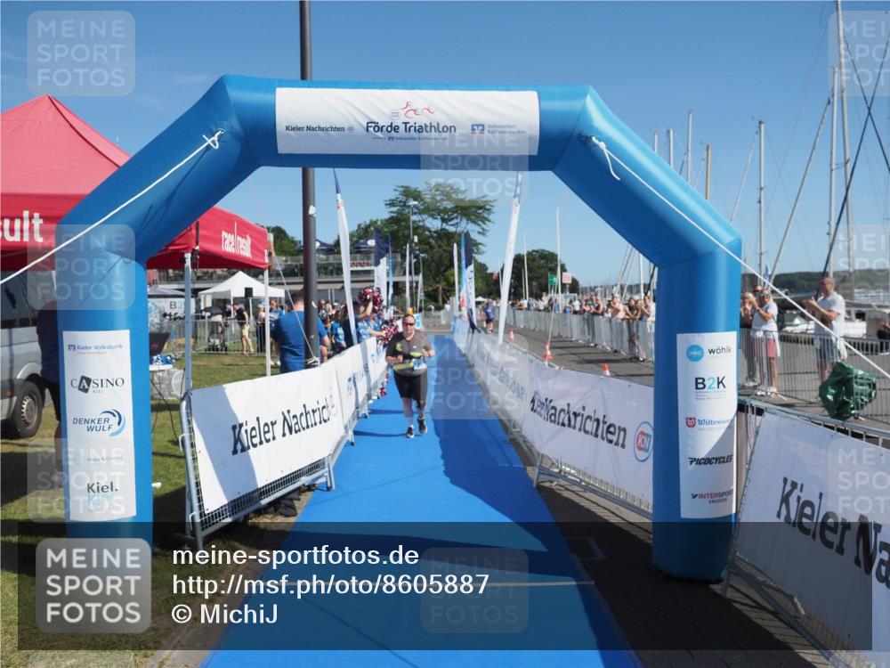 17.08.2025 - KN Förde Triathlon 2025 MichiJ http://msf.ph/oto/8605887 17.08.2025 11:30:39 Laufen 238 meine-sportfotos.de