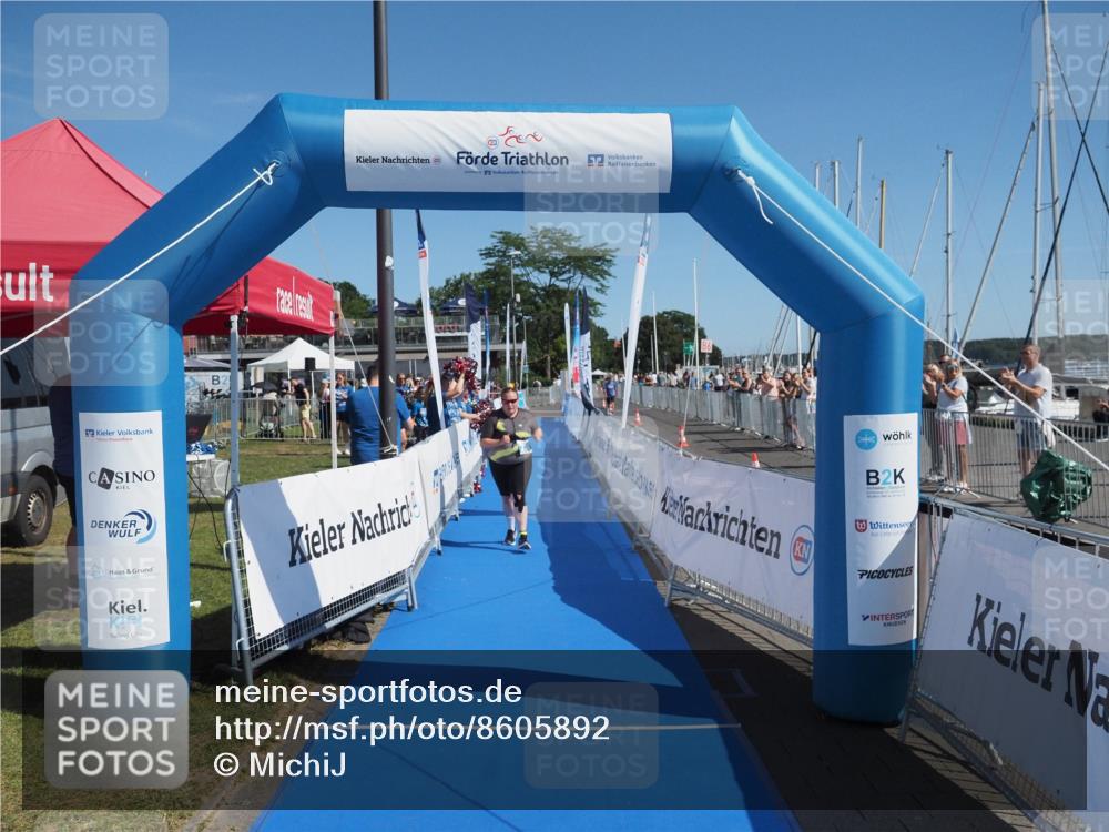 17.08.2025 - KN Förde Triathlon 2025 MichiJ http://msf.ph/oto/8605892 17.08.2025 11:30:39 Laufen 238 meine-sportfotos.de