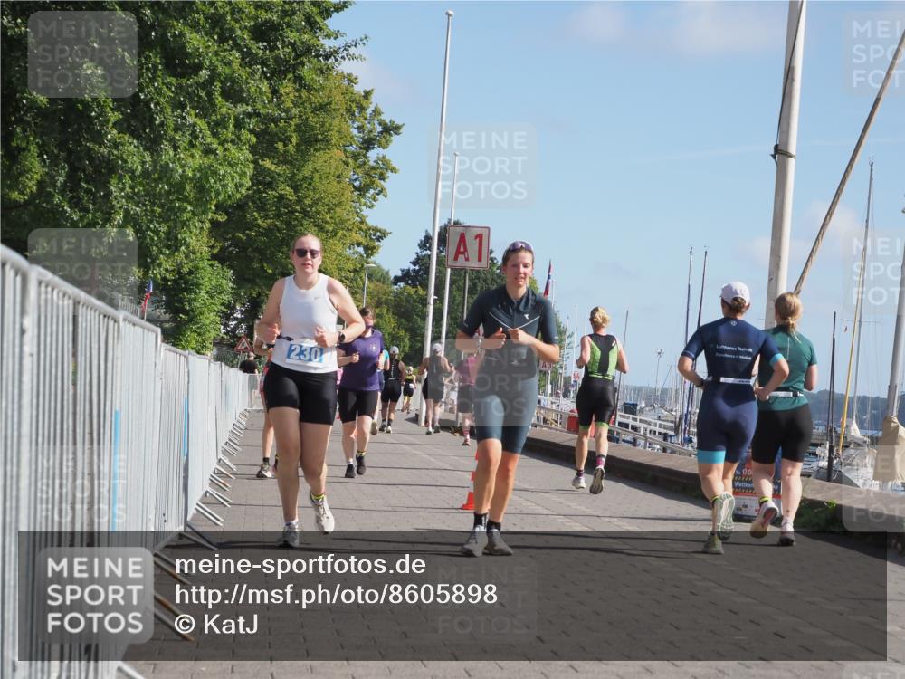 17.08.2025 - KN Förde Triathlon 2025 KatJ http://msf.ph/oto/8605898 17.08.2025 10:30:30 Laufen 170, 188, 230, 240 meine-sportfotos.de