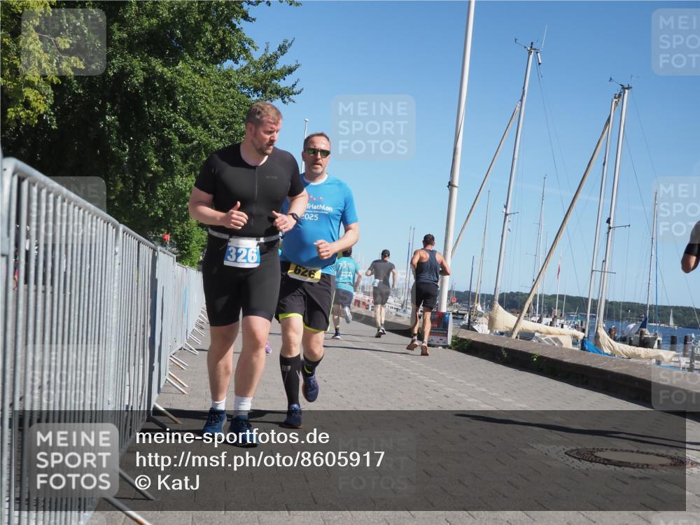 17.08.2025 - KN Förde Triathlon 2025 KatJ http://msf.ph/oto/8605917 17.08.2025 11:58:44 Laufen 326, 358, 617, 625, 626, 643 meine-sportfotos.de