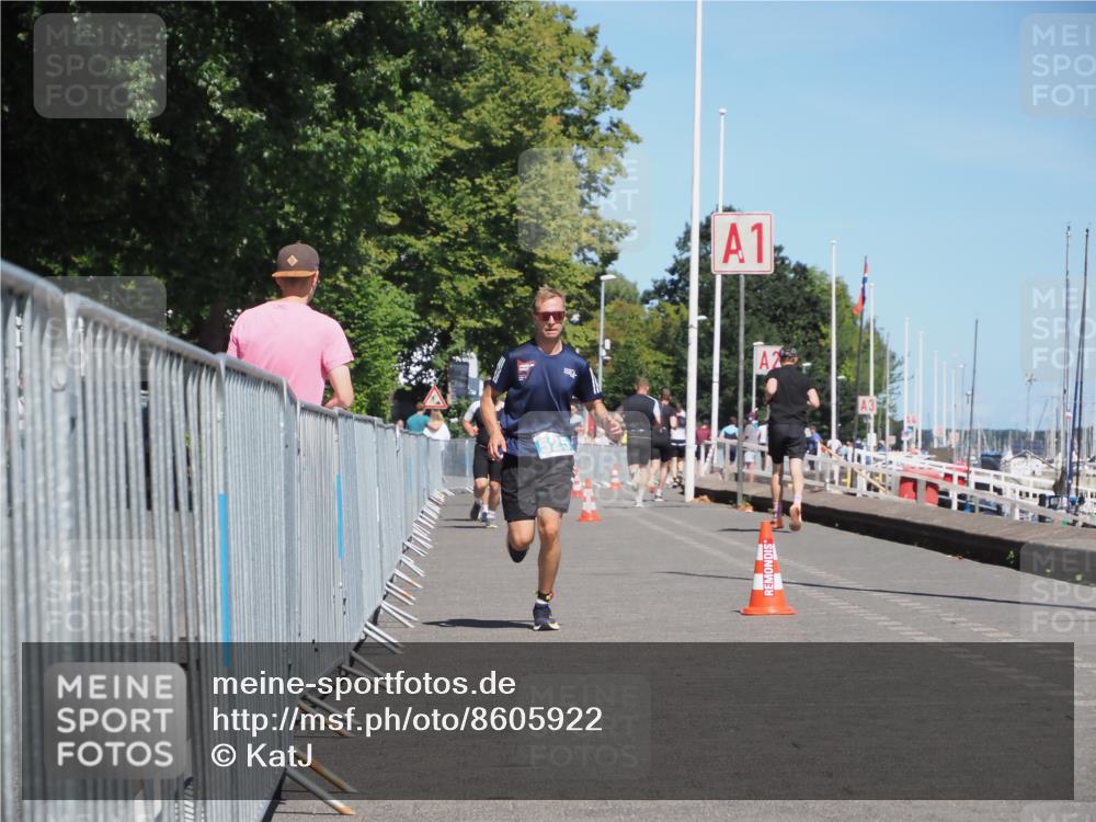 17.08.2025 - KN Förde Triathlon 2025 KatJ http://msf.ph/oto/8605922 17.08.2025 13:49:26 Laufen 525 meine-sportfotos.de