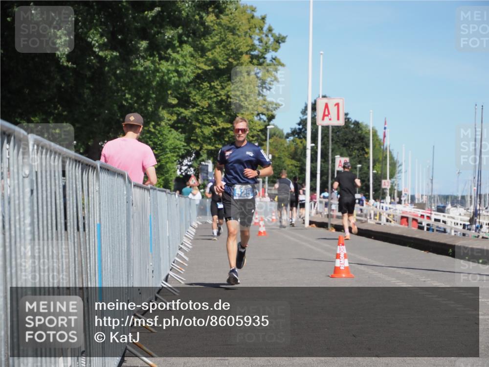 17.08.2025 - KN Förde Triathlon 2025 KatJ http://msf.ph/oto/8605935 17.08.2025 13:49:26 Laufen 525 meine-sportfotos.de