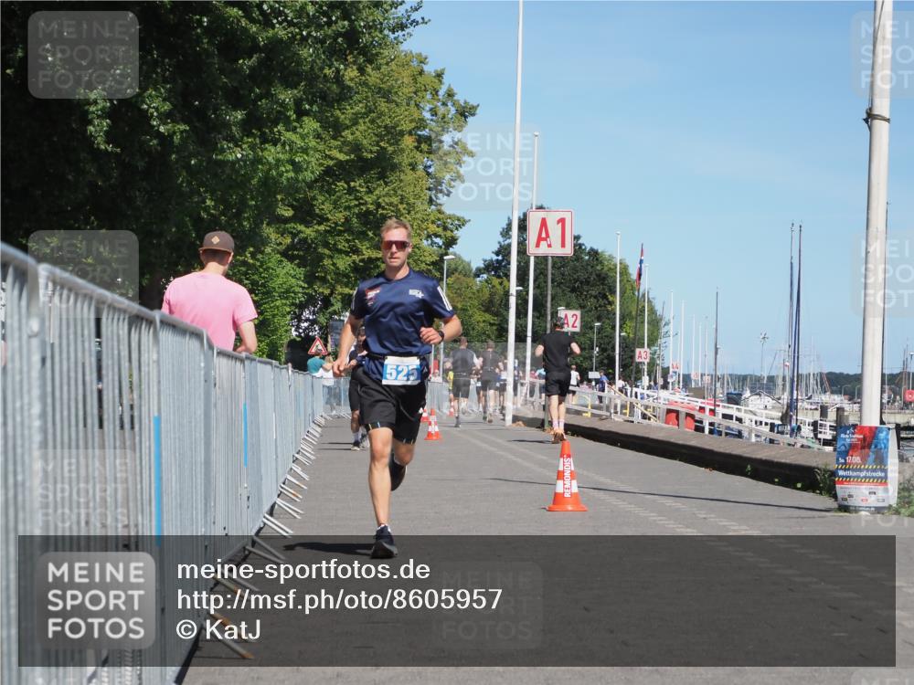 17.08.2025 - KN Förde Triathlon 2025 KatJ http://msf.ph/oto/8605957 17.08.2025 13:49:27 Laufen 525 meine-sportfotos.de