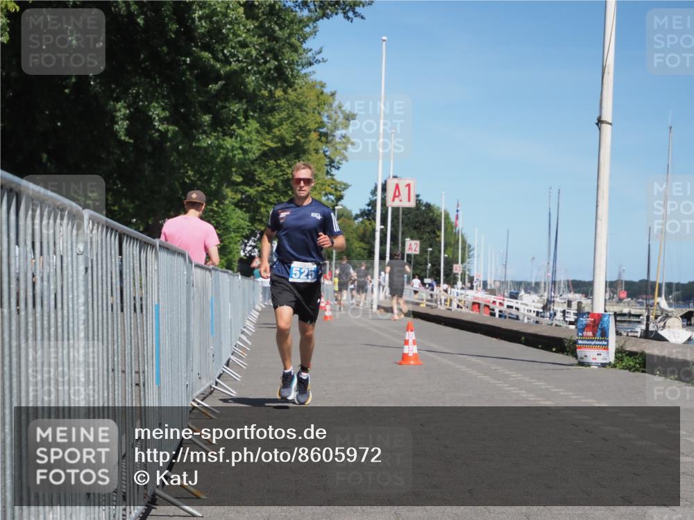 17.08.2025 - KN Förde Triathlon 2025 KatJ http://msf.ph/oto/8605972 17.08.2025 13:49:28 Laufen 525 meine-sportfotos.de