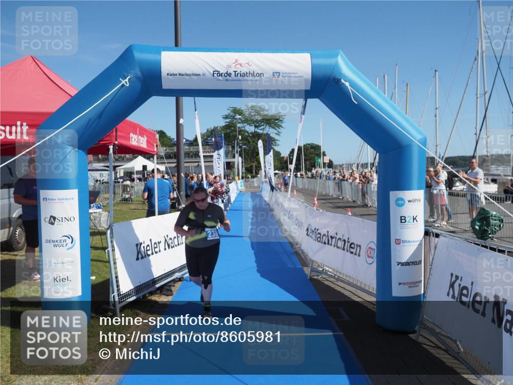 17.08.2025 - KN Förde Triathlon 2025 MichiJ http://msf.ph/oto/8605981 17.08.2025 11:30:41 Laufen 238 meine-sportfotos.de