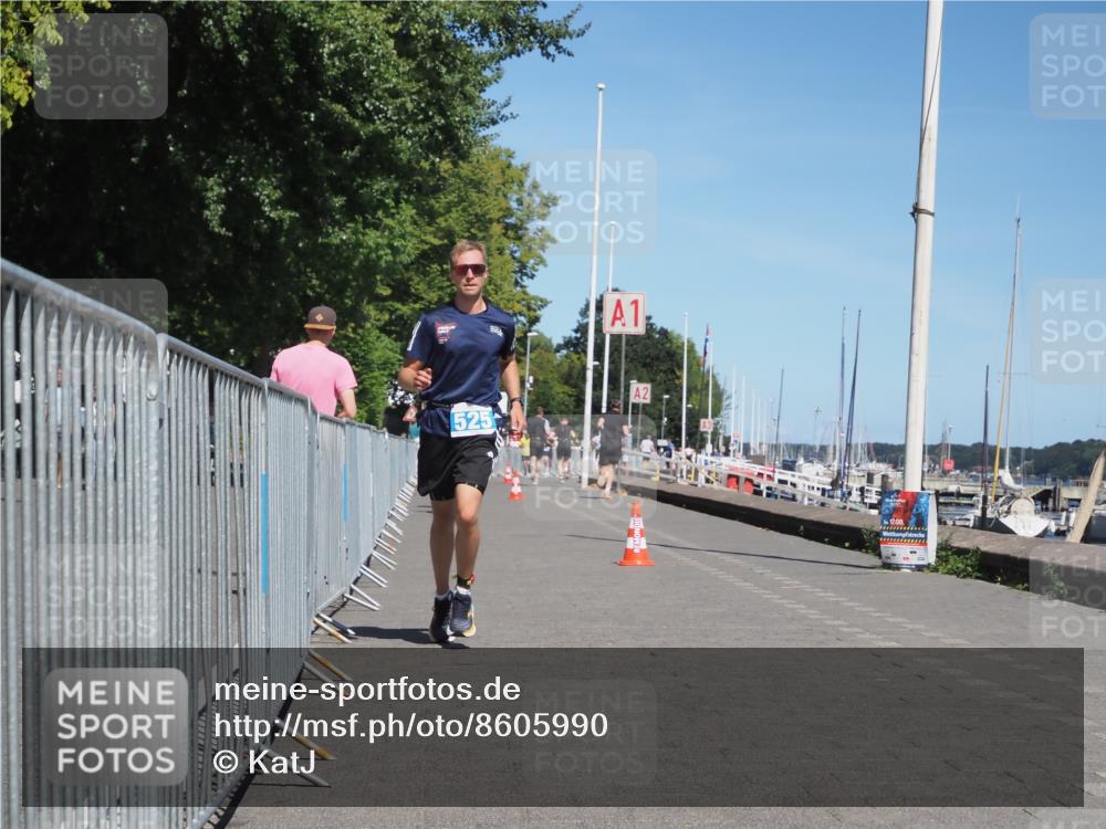 17.08.2025 - KN Förde Triathlon 2025 KatJ http://msf.ph/oto/8605990 17.08.2025 13:49:28 Laufen 525 meine-sportfotos.de