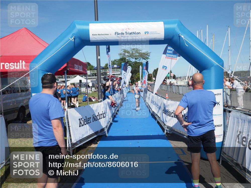 17.08.2025 - KN Förde Triathlon 2025 MichiJ http://msf.ph/oto/8606016 17.08.2025 14:31:39 Laufen 539 meine-sportfotos.de