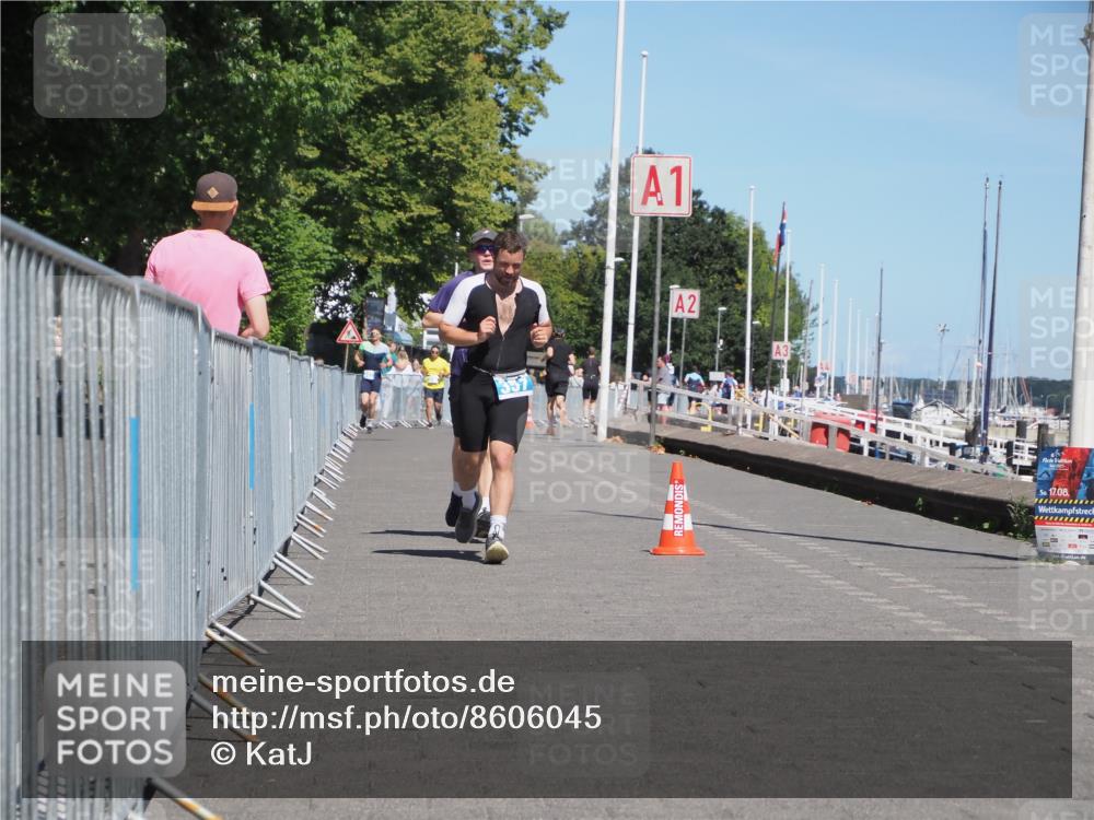 17.08.2025 - KN Förde Triathlon 2025 KatJ http://msf.ph/oto/8606045 17.08.2025 13:49:34 Laufen 357, 516 meine-sportfotos.de