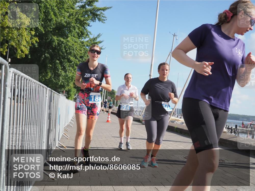 17.08.2025 - KN Förde Triathlon 2025 KatJ http://msf.ph/oto/8606085 17.08.2025 10:30:40 Laufen 170, 188, 224 meine-sportfotos.de