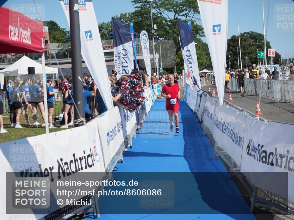 17.08.2025 - KN Förde Triathlon 2025 MichiJ http://msf.ph/oto/8606086 17.08.2025 12:22:42 Laufen 372 meine-sportfotos.de