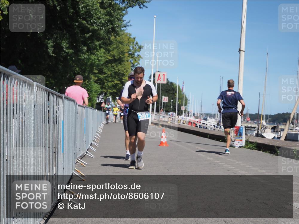 17.08.2025 - KN Förde Triathlon 2025 KatJ http://msf.ph/oto/8606107 17.08.2025 13:49:36 Laufen 357, 516 meine-sportfotos.de