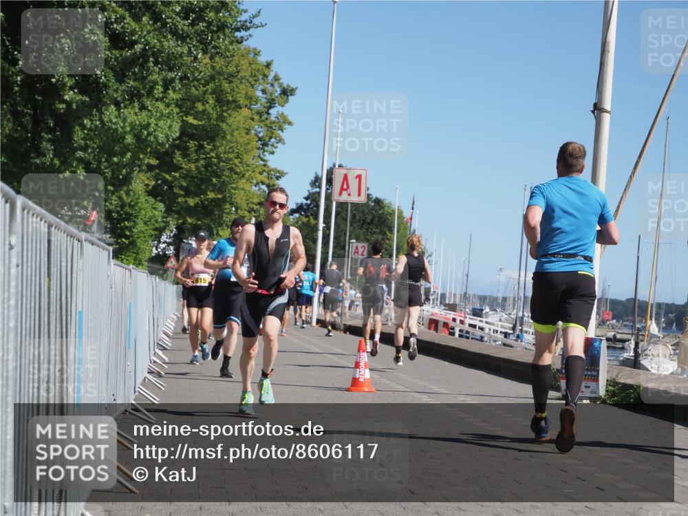 17.08.2025 - KN Förde Triathlon 2025 KatJ http://msf.ph/oto/8606117 17.08.2025 11:58:52 Laufen 296, 382, 615, 617, 643 meine-sportfotos.de