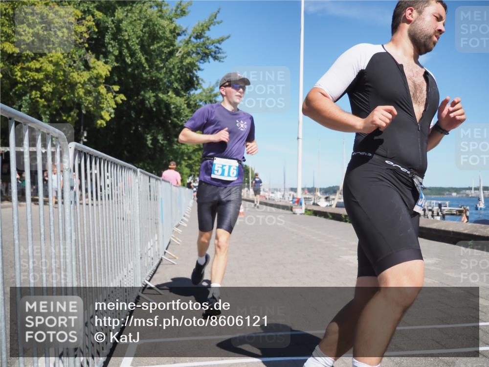 17.08.2025 - KN Förde Triathlon 2025 KatJ http://msf.ph/oto/8606121 17.08.2025 13:49:40 Laufen 357, 516 meine-sportfotos.de