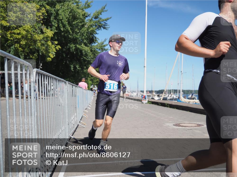 17.08.2025 - KN Förde Triathlon 2025 KatJ http://msf.ph/oto/8606127 17.08.2025 13:49:40 Laufen 357, 516 meine-sportfotos.de