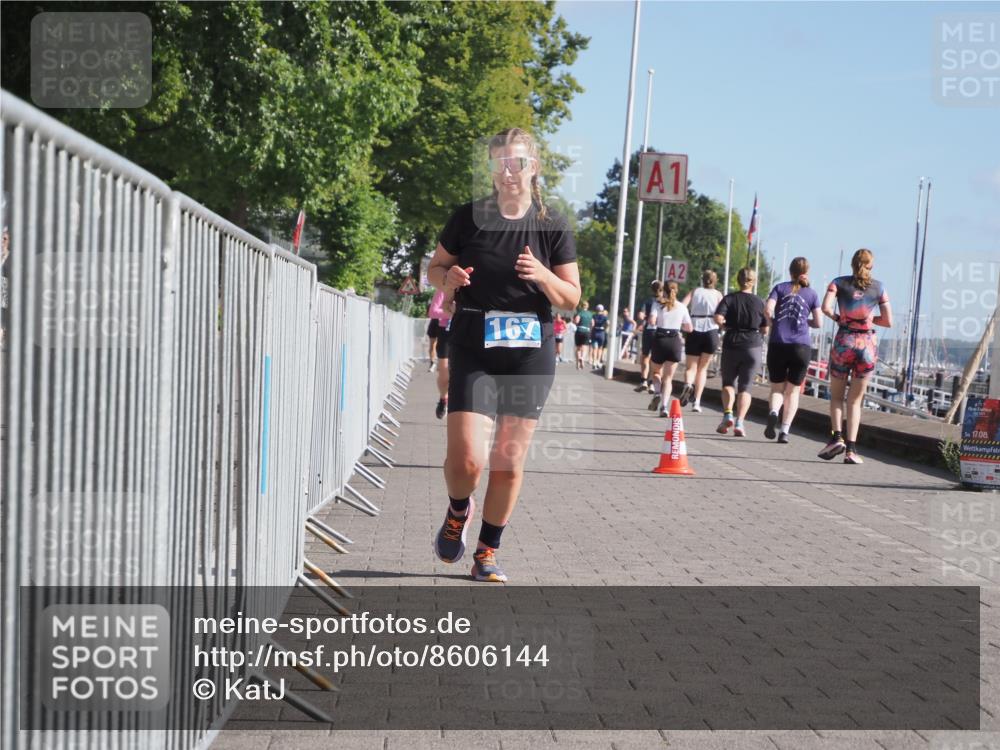 17.08.2025 - KN Förde Triathlon 2025 KatJ http://msf.ph/oto/8606144 17.08.2025 10:30:53 Laufen 167, 185, 243 meine-sportfotos.de