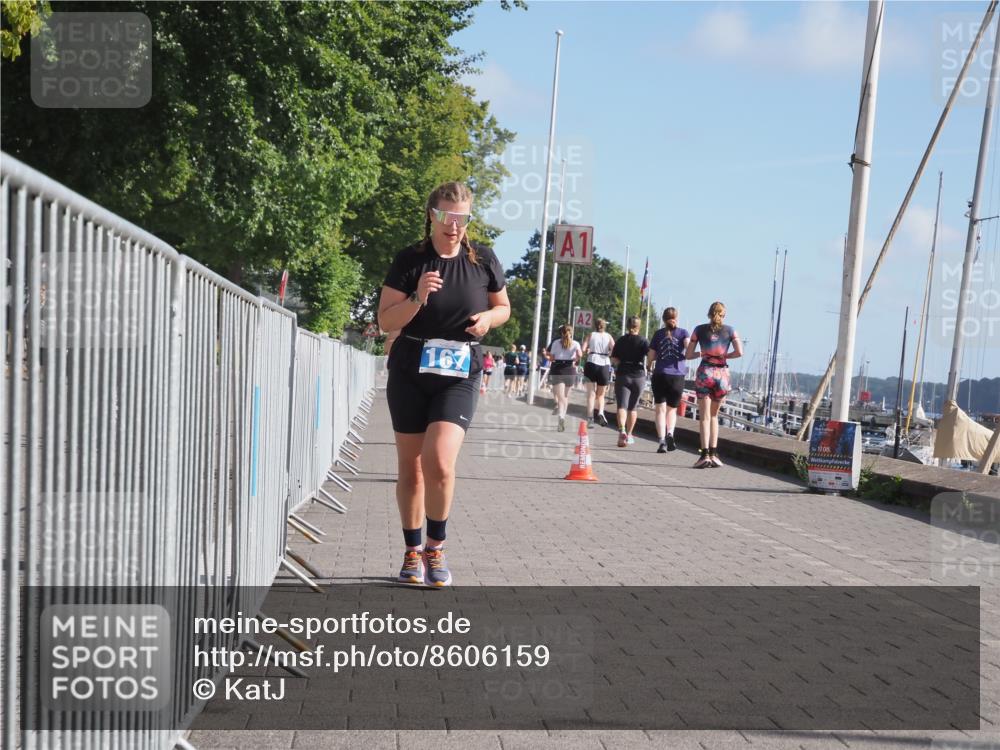 17.08.2025 - KN Förde Triathlon 2025 KatJ http://msf.ph/oto/8606159 17.08.2025 10:30:53 Laufen 167, 185, 243 meine-sportfotos.de