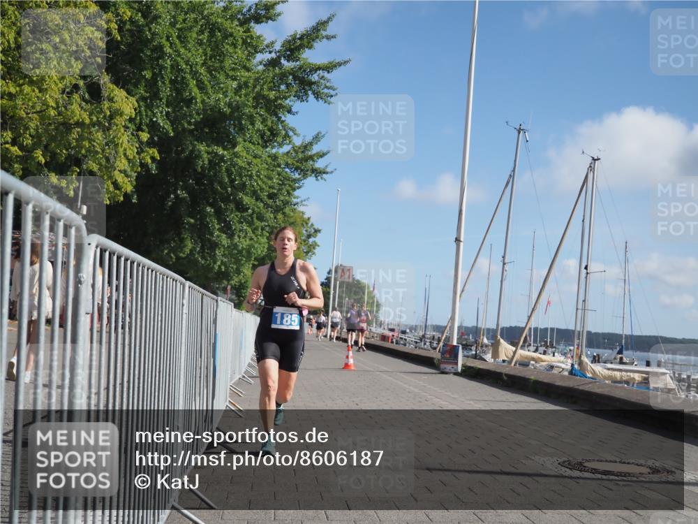 17.08.2025 - KN Förde Triathlon 2025 KatJ http://msf.ph/oto/8606187 17.08.2025 10:30:57 Laufen 167, 185, 243 meine-sportfotos.de