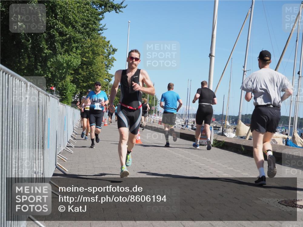 17.08.2025 - KN Förde Triathlon 2025 KatJ http://msf.ph/oto/8606194 17.08.2025 11:58:54 Laufen 296, 320, 382, 615 meine-sportfotos.de