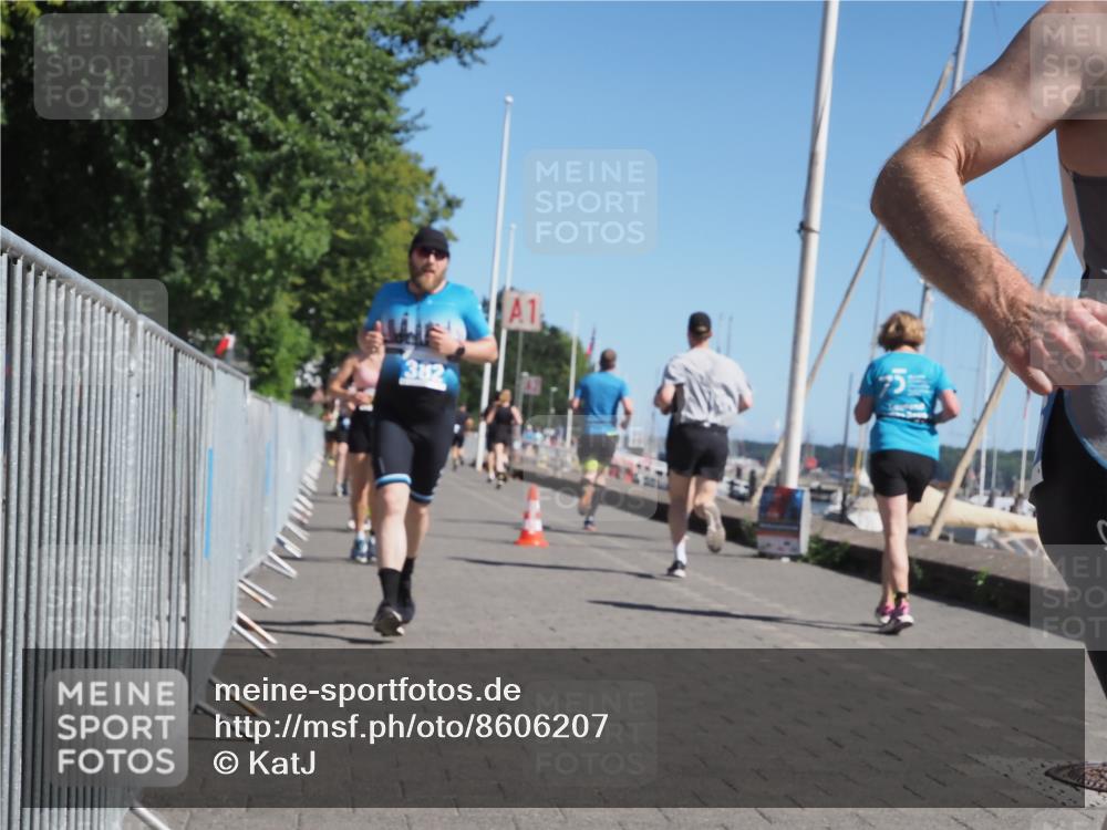 17.08.2025 - KN Förde Triathlon 2025 KatJ http://msf.ph/oto/8606207 17.08.2025 11:58:56 Laufen 296, 320, 349, 382, 615 meine-sportfotos.de