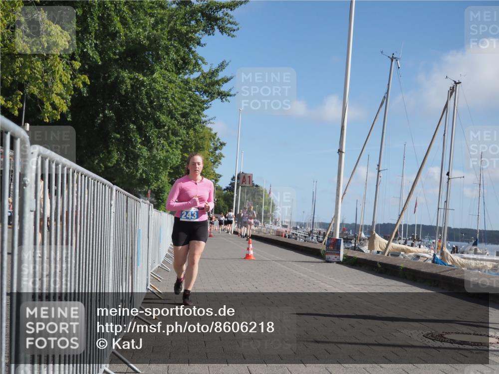 17.08.2025 - KN Förde Triathlon 2025 KatJ http://msf.ph/oto/8606218 17.08.2025 10:31:00 Laufen 185, 216, 243 meine-sportfotos.de