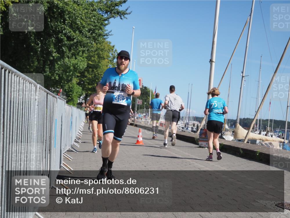 17.08.2025 - KN Förde Triathlon 2025 KatJ http://msf.ph/oto/8606231 17.08.2025 11:58:56 Laufen 296, 320, 349, 382, 615 meine-sportfotos.de