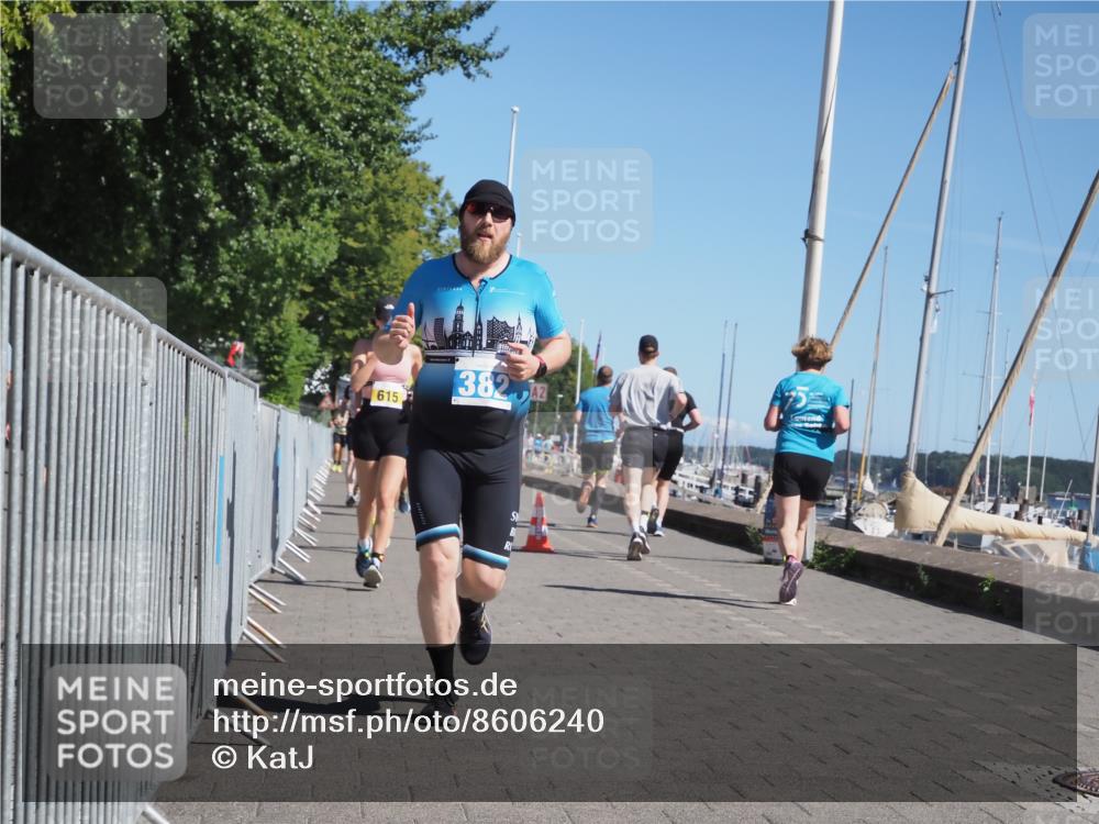 17.08.2025 - KN Förde Triathlon 2025 KatJ http://msf.ph/oto/8606240 17.08.2025 11:58:57 Laufen 296, 320, 345, 349, 382, 615, 621 meine-sportfotos.de