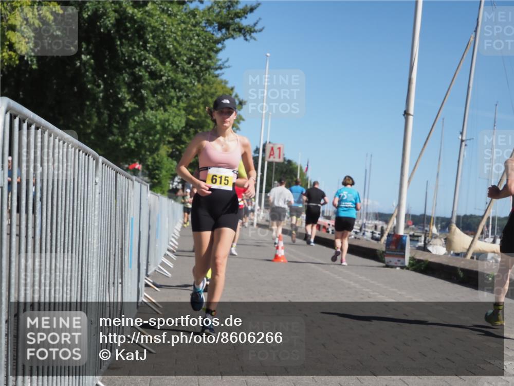 17.08.2025 - KN Förde Triathlon 2025 KatJ http://msf.ph/oto/8606266 17.08.2025 11:58:59 Laufen 320, 345, 349, 382, 608, 615, 621 meine-sportfotos.de