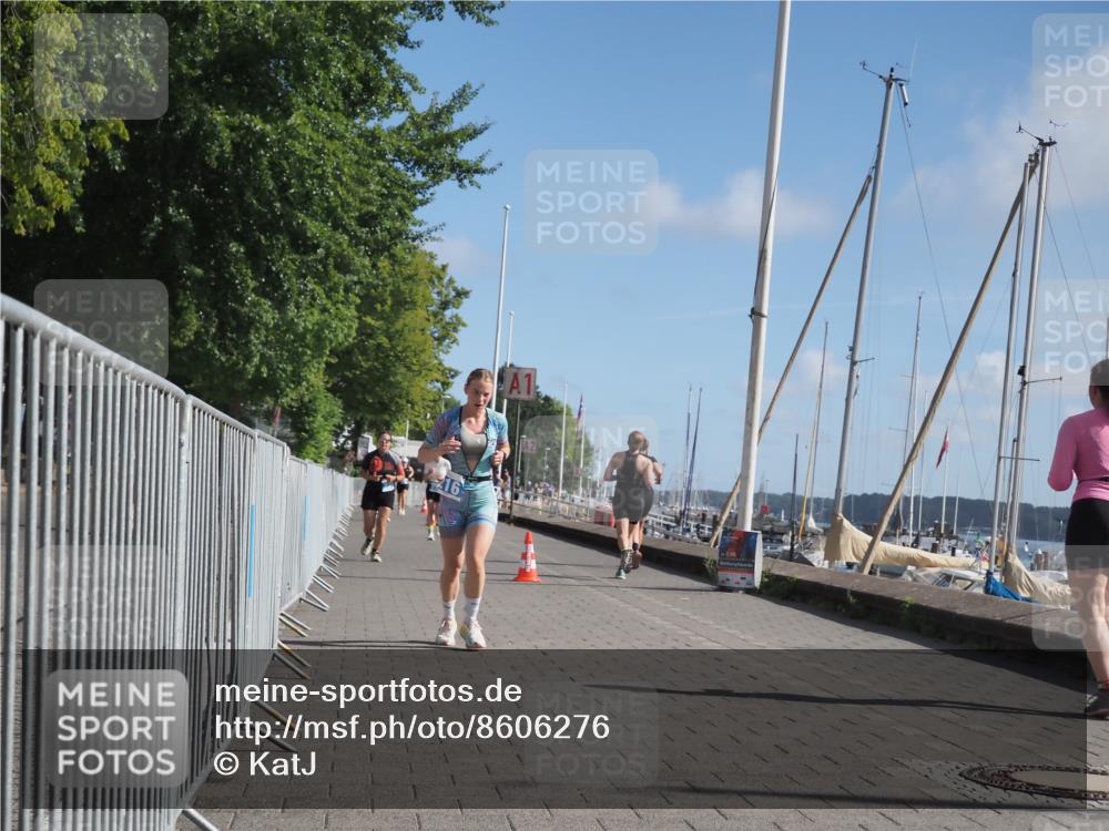 17.08.2025 - KN Förde Triathlon 2025 KatJ http://msf.ph/oto/8606276 17.08.2025 10:31:08 Laufen 216, 231 meine-sportfotos.de