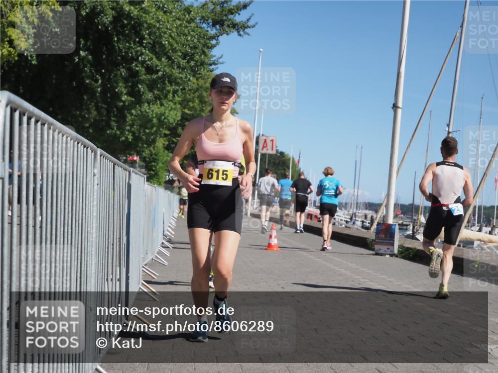 17.08.2025 - KN Förde Triathlon 2025 KatJ http://msf.ph/oto/8606289 17.08.2025 11:58:59 Laufen 320, 345, 349, 382, 608, 615, 621 meine-sportfotos.de