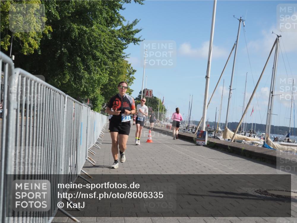 17.08.2025 - KN Förde Triathlon 2025 KatJ http://msf.ph/oto/8606335 17.08.2025 10:31:14 Laufen 139, 179, 231 meine-sportfotos.de