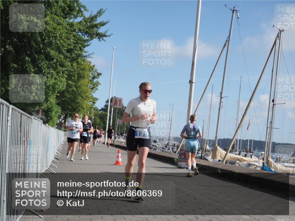 17.08.2025 - KN Förde Triathlon 2025 KatJ http://msf.ph/oto/8606369 17.08.2025 10:31:17 Laufen 139, 140, 179, 231, 250 meine-sportfotos.de