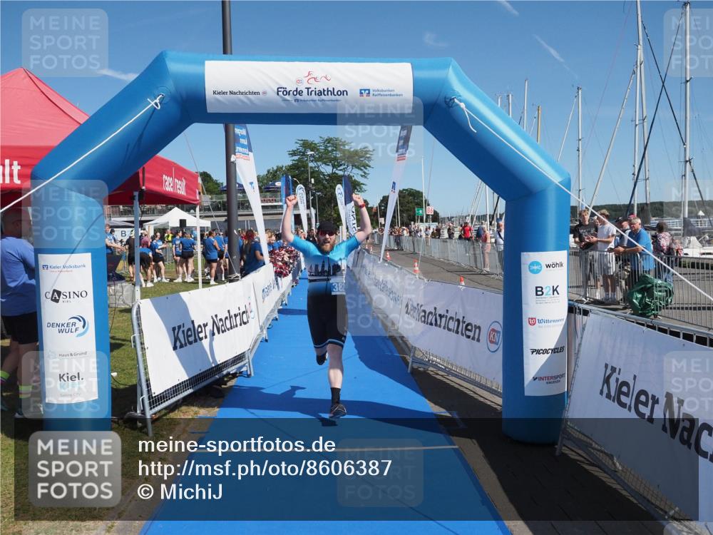 17.08.2025 - KN Förde Triathlon 2025 MichiJ http://msf.ph/oto/8606387 17.08.2025 12:23:18 Laufen 382 meine-sportfotos.de