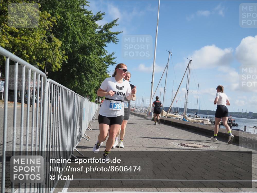 17.08.2025 - KN Förde Triathlon 2025 KatJ http://msf.ph/oto/8606474 17.08.2025 10:31:24 Laufen 135, 139, 140, 250 meine-sportfotos.de